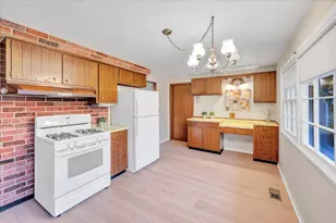 1828 Cannon Ct, Schaumburg, IL 60193 - Photo 10