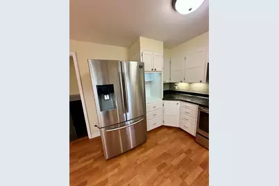 305 W Miller Road, Sterling, IL 61081 - Photo 4