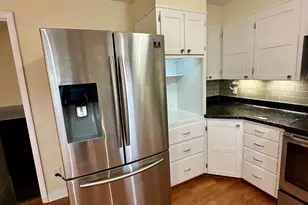 305 W Miller Rd, Sterling, IL 61081 - Photo 4