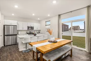 2606 Seeley St, Yorkville, IL 60560 - Photo 8