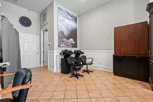 2117 W Belmont Ave, Chicago, IL 60618 - Photo 10