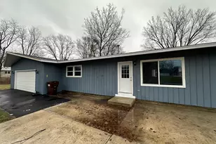 307 Grant St, Harvard, IL 60033 - Photo 18