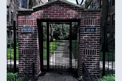 6249 N Sheridan Road #5, Chicago, IL 60660 - Photo 2