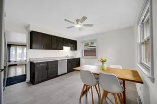 240 Westgate Ave, Chicago Heights, IL 60411 - Photo 6