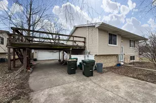 430 N Division St, Braidwood, IL 60408 - Photo 4