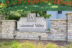 2477 Smithfield Ct, Aurora, IL 60503 - Photo 20