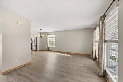 2477 Smithfield Court, Aurora, IL 60503 - Photo 4