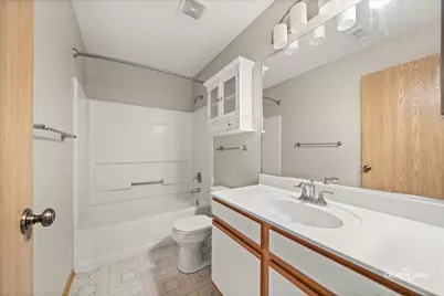 2477 Smithfield Court, Aurora, IL 60503 - Photo 18