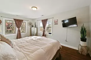 12222 S Harvard Ave, Chicago, IL 60628 - Photo 8