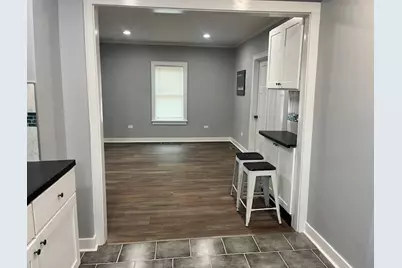 805 Helmholz Avenue, Waukegan, IL 60085 - Photo 12