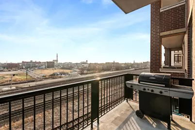 833 W 15th Place #514, Chicago, IL 60608 - Photo 14