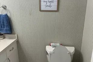 5221 James Ln, Crestwood, IL 60418 - Photo 8