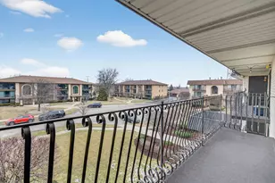 7445 Ponderosa Ct, Orland Park, IL 60462 - Photo 16