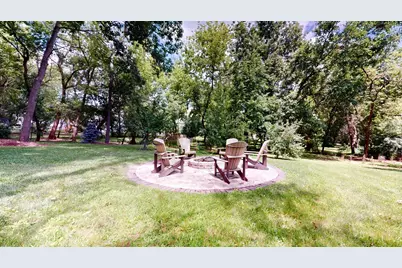 5670 Brentwood Drive, Hoffman Estates, IL 60192 - Photo 54