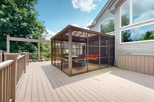 5670 Brentwood Dr, Hoffman Estates, IL 60192 - Photo 50