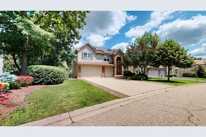 5670 Brentwood Drive, Hoffman Estates, IL 60192 - Photo 2
