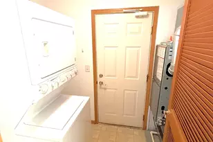 2314 Woodside Dr, Carpentersville, IL 60110 - Photo 12