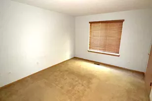 2314 Woodside Dr, Carpentersville, IL 60110 - Photo 10