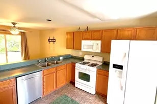 2314 Woodside Dr, Carpentersville, IL 60110 - Photo 6