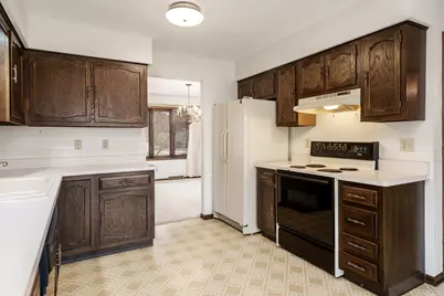 8169 Clockview Road, Rockford, IL 61108 - Photo 14