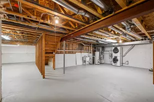 651 W Georgian Ct, Addison, IL 60101 - Photo 22