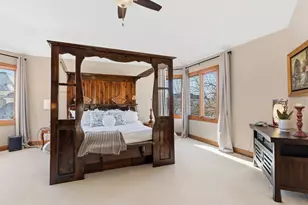 4005 White Eagle Dr, Naperville, IL 60564 - Photo 26