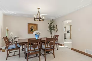 4005 White Eagle Dr, Naperville, IL 60564 - Photo 10