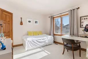 4005 White Eagle Dr, Naperville, IL 60564 - Photo 34