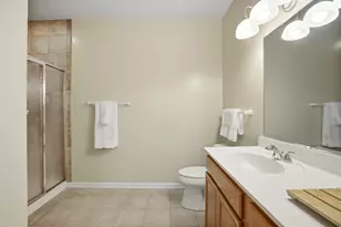 106 Hillwood Pl, Aurora, IL 60506 - Photo 14