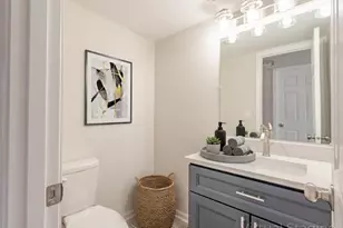 245 Driftwood Ln, Bloomingdale, IL 60108 - Photo 6