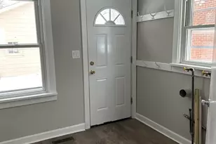 971 Solfisburg Ave, Aurora, IL 60505 - Photo 6