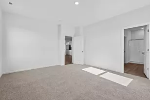 315 Snowdrop Ln, Elgin, IL 60124 - Photo 38