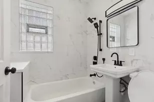 8235 S Woodlawn Ave, Chicago, IL 60619 - Photo 8