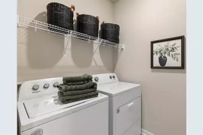 310 Astor Court, Elgin, IL 60124 - Photo 16