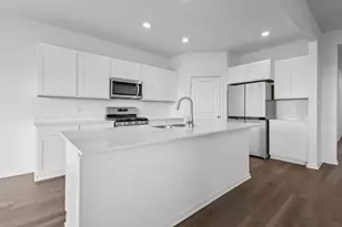 310 Astor Ct, Elgin, IL 60124 - Photo 28