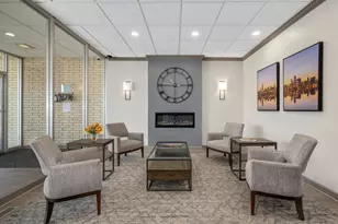 141 N La Grange Rd, La Grange, IL 60525 - Photo 4