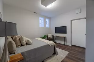 908 N Winchester Ave, Chicago, IL 60622 - Photo 38