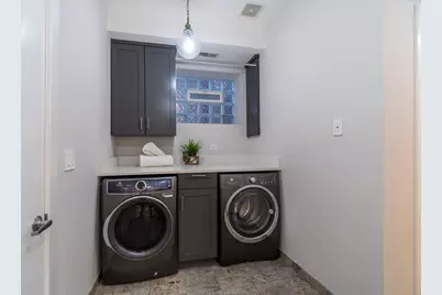 908 N Winchester Avenue, Chicago, IL 60622 - Photo 34