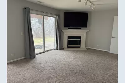 924 Windstone Court #924, Lake in the Hills, IL 60156 - Photo 14