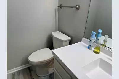 924 Windstone Court #924, Lake in the Hills, IL 60156 - Photo 16