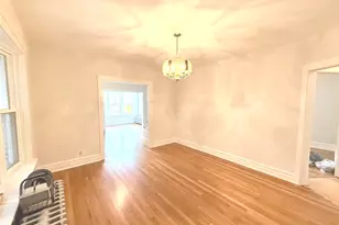 4819 W Addison St, Chicago, IL 60641 - Photo 8