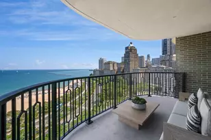 1040 N Lake Shore Dr, Chicago, IL 60611 - Photo 12