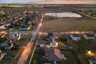 2408 Moutray Ln, North Aurora, IL 60542 - Photo 54