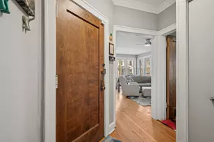 1521 W Edgewater Ave, Chicago, IL 60660 - Photo 10