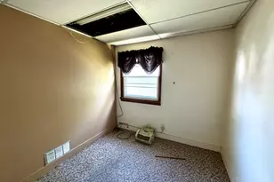 1209 6th St, Mendota, IL 61342 - Photo 8