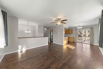 1614 Lucylle Avenue, Saint Charles, IL 60174 - Photo 4
