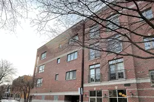 4704 N Kenmore Ave, Chicago, IL 60640 - Photo 1