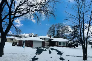 8832 Pleasant Ave, Hickory Hills, IL 60457 - Photo 1