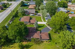 8832 Pleasant Ave, Hickory Hills, IL 60457 - Photo 6