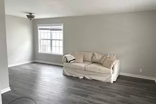 712 Prospect Ave, Kirkland, IL 60146 - Photo 4